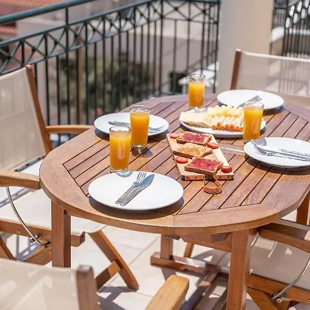 Grand Square Apartment